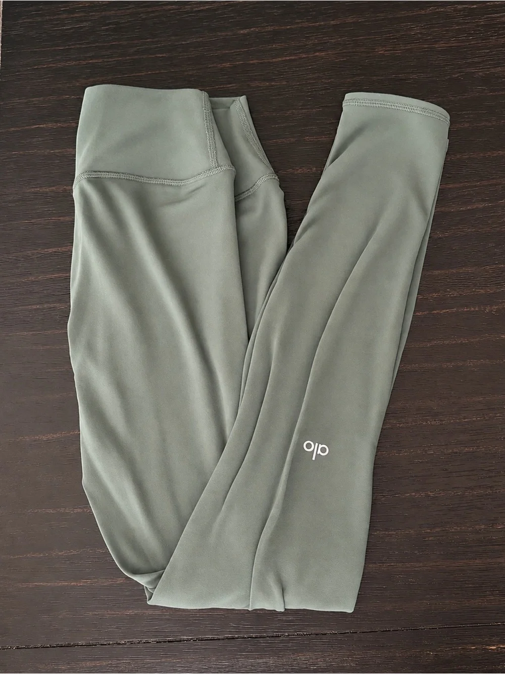 Alo Airbrush Winter Warm High-Waist Nocturne Legging - Clover Green